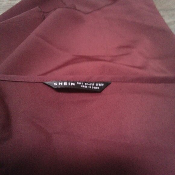 [Shein] Tank Deep V Cut Beautiful Burgundy Size Large NWOT - Picture 6 of 6